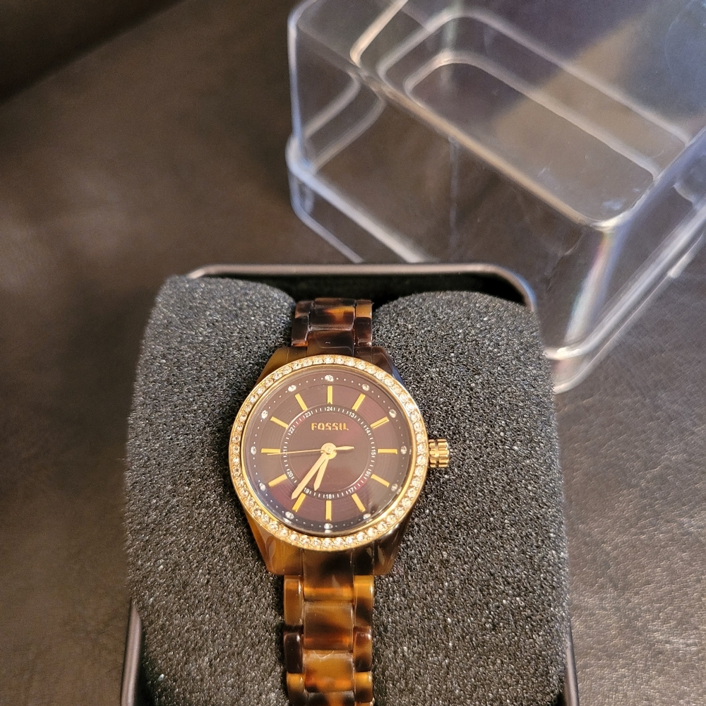Fossil Watch - Picture 4 of 7